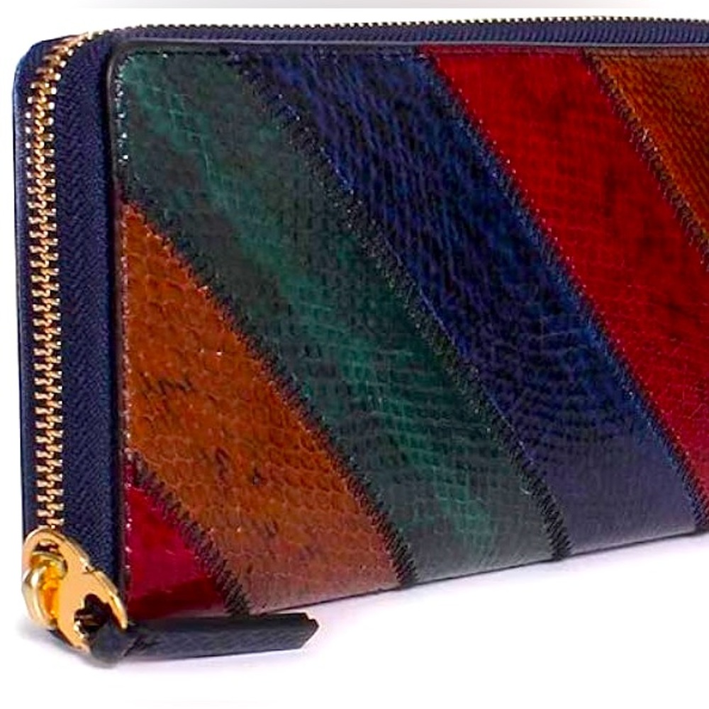 Tory Burch Gemini Link Snake Zip Continental Wallet in Multi-Color, size M
